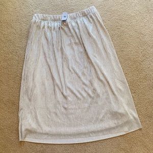 NWT Gap Factory Shimmery Silver Striped Skirt